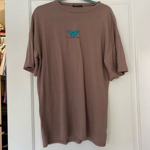 Oversized T shirt, size medium